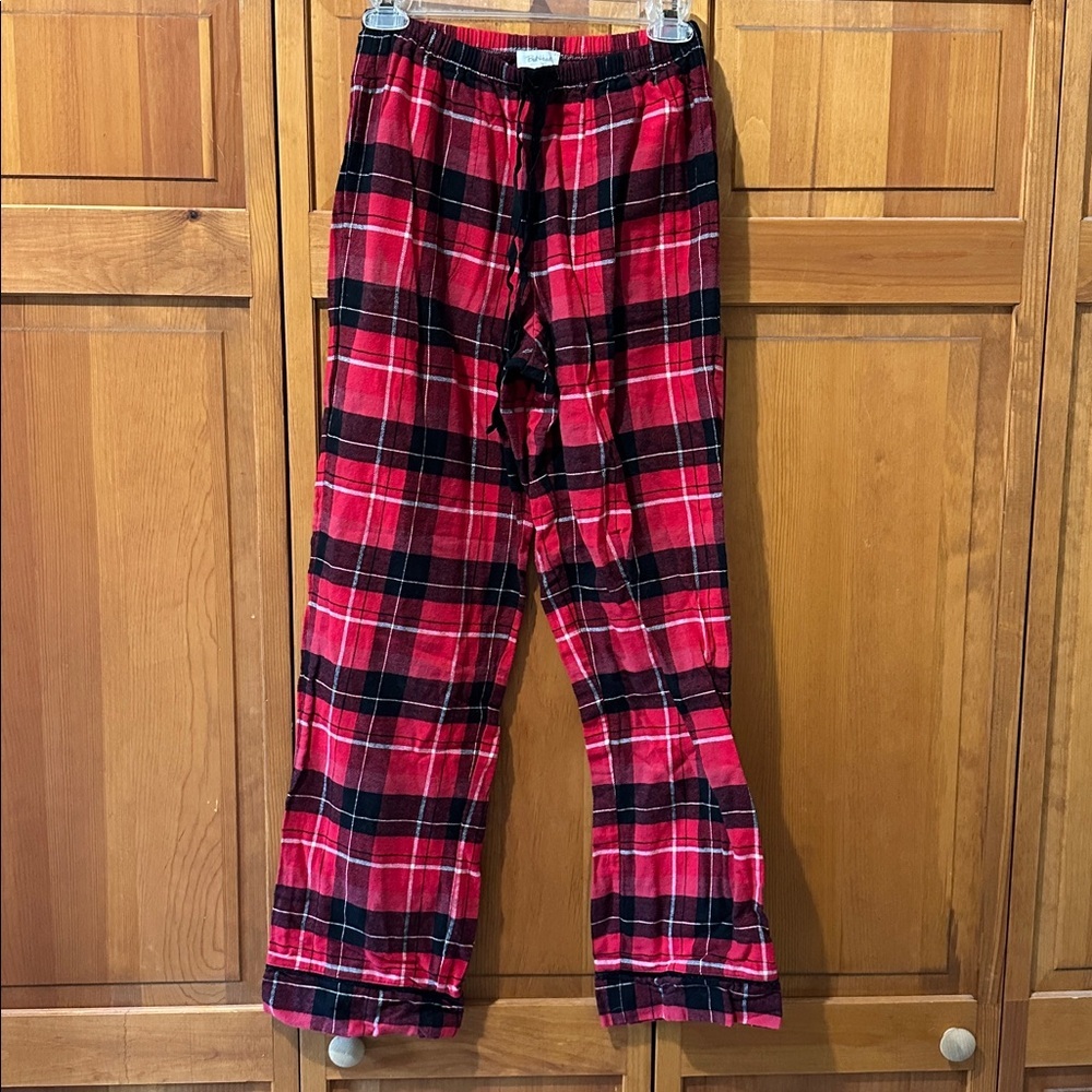 BedHead Nicholas Plaid Flannel Pajama Set - Picture 6 of 9